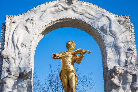 Monument to Johann Strauss II at Stadtpark in a beautiful early spring dayのeditorial素材