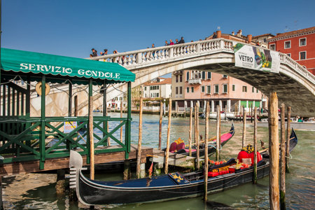 The beautiful canals, bridges and gondolas in Veniceのeditorial素材