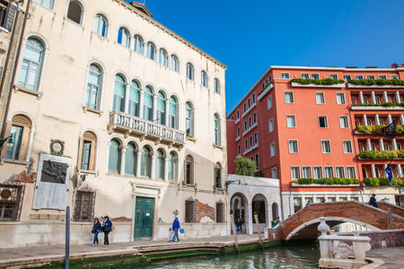 The picturesque canals of the beautiful Venice cityのeditorial素材
