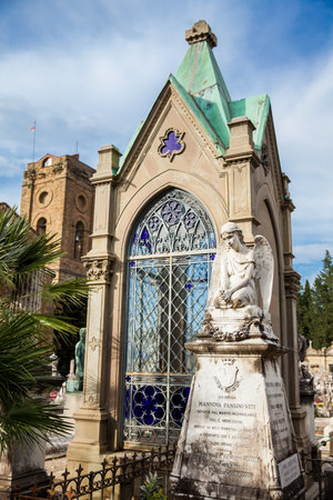 The beautiful art of the grave on the Cemetery of the Holy Door to a monumental cemetery located within the fortified bastion of the Basilica of San Miniato al Monte in Florenceのeditorial素材