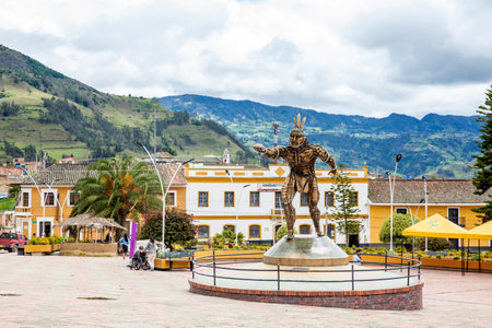 Monument to Chaquen the god of sports and fertility in the religion of the Muiscas indigenous playing the national Colombian game called Tagusのeditorial素材