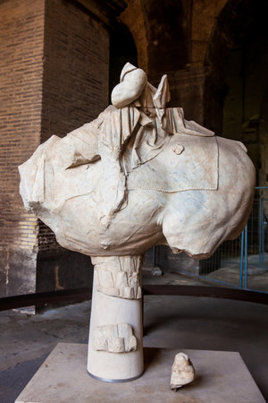 Remains of an ancient equestrian statue at the Colosseum in Romeのeditorial素材