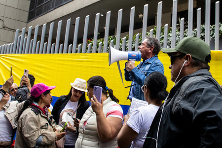 Bogota, Colombia - 14th November 2023. Citizen protest in front of the Ministry of Health against the Health Reform proposed by the Government of Gustavo Petro in Bogota.のeditorial素材