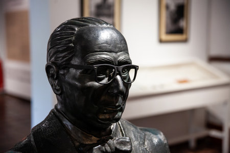 HONDA, COLOMBIA - JANUARY 12, 2024: Monument to the twice President of Colombia Alfonso Lopez Pumarejo at his natal city the heritage town of Hondaのeditorial素材