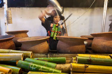 MEA HONG SORN, THAILAND - September 07:Scene of  Walking Street in Pai Mea Hong Son, Thailand September 07,2013のeditorial素材