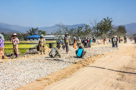 Road works outside Keng Tung Myanmarのeditorial素材