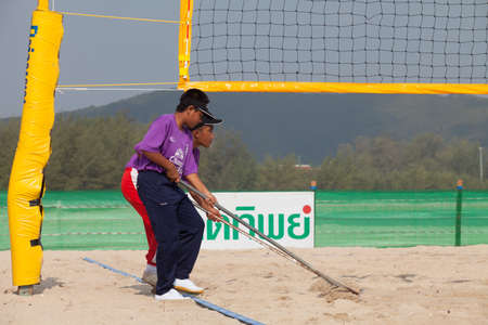 Thailand - April, 14: The grooming of Samila-Chang AVC Beach Volleyball Tour-Samila Open 15th. 14-18 April 2014. Samila beach,Songkhla, Thailandのeditorial素材