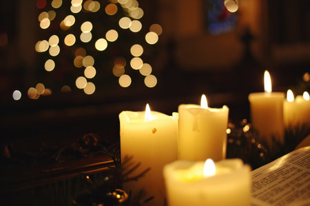 Creating The Perfect Ambience For A Christmas Carol Service With Music And Candlesの素材