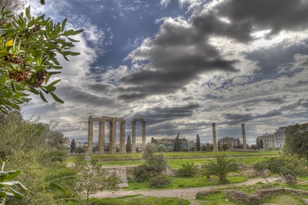 high dynamic range photo of the Temple of Olympian Zeus in Athensの写真素材