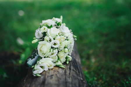 wedding bouquet with white flowersの写真素材