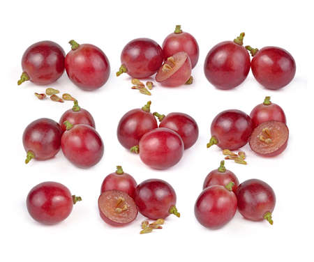 red grapes isolated on white backgroundの写真素材