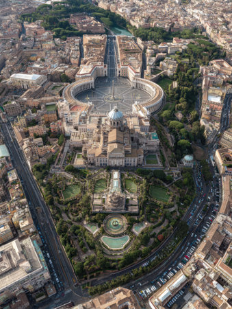 Discover stunning aerial views of the Vatican Museums, showing intricate architecture, gardens, and pathways for art lovers and visitors.の素材