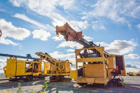 Old equipment for the extraction of iron ore in a quarry