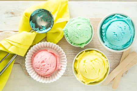 Pastel ice cream in white bowlsの写真素材