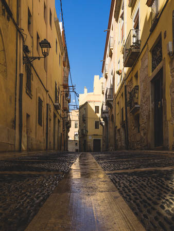 Deserted street of the center of Tarragona in Catalonia, Spainの写真素材