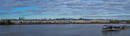 Panoramic view of the city of Bourdeaux, France, seen from the river. Historical part of the city.のeditorial素材