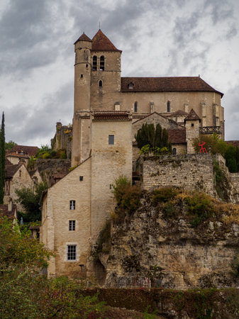 Landscape view of medieval village Saint Cirque La Popie in Franceの写真素材