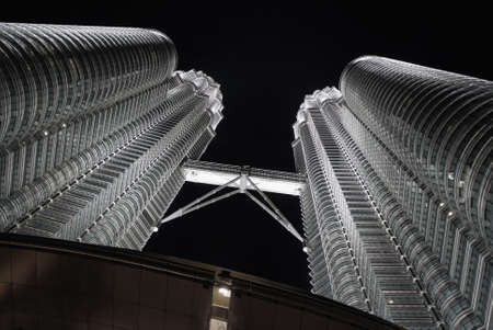 Night shot of the Petronas Towers in Kuala Lumpur        のeditorial素材