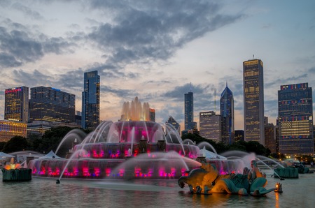 Buckingham fountain in Grant Park, Chicago, USA.のeditorial素材