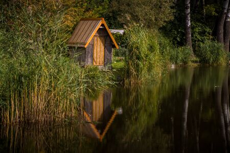 Cottage at hte lakeの写真素材