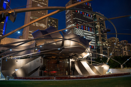 CHICAGO, IL 4 JULY 2017- View of the Jay Pritzker Music Pavilion designed by architect Frank Gehry in the Millennium Park in Chicago, Illinois.のeditorial素材