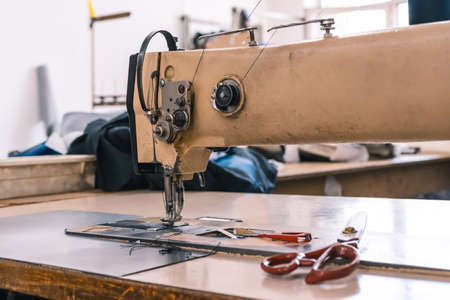 Old sewing machine in the workshopの写真素材
