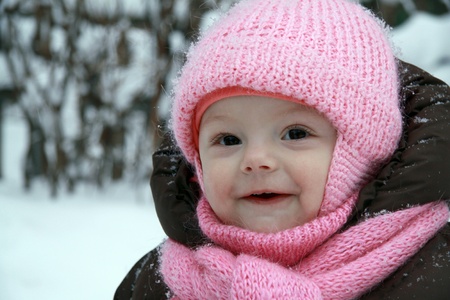 Happy baby outdoor in winterï¿½