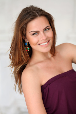 Portrait of beautiful woman outdoor

の写真素材