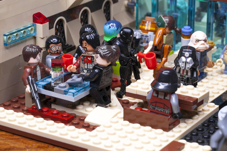 RUSSIAN, SAMARA - JANUARY 24, 2019. LEGO STAR WARS. Minifigures Bar Cantina Mos Eisley on Tatooineのeditorial素材