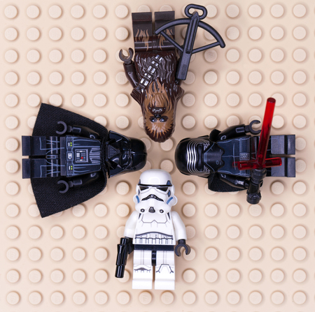 RUSSIAN, SAMARA - JANUARY 24, 2019. LEGO STAR WARS. Minifigures Star Wars Various Charactersのeditorial素材