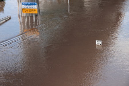 BRISBANE, AUSTRALIA - JAN 13 : Flood  Brisbane City  area Queensland declared natural disater January 13, 2011 in Brisbane, Australia のeditorial素材
