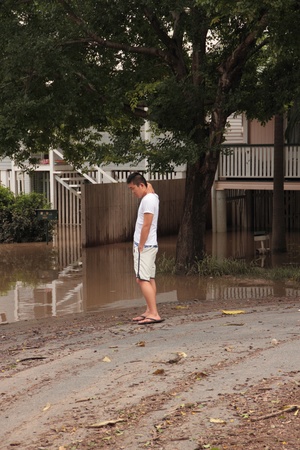 BRISBANE, AUSTRALIA - JAN 13 : Flood  Brisbane  auchenflower area Queensland declared natural disater January 13, 2011 in Brisbane, Australia のeditorial素材