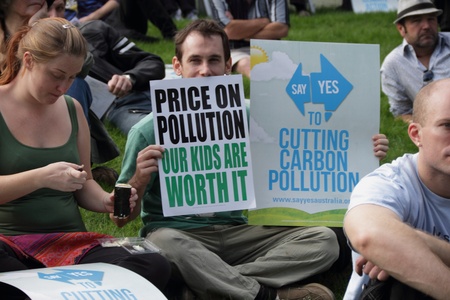 BRISBANE, AUSTRALIA - JUNE 6 : man enviromental protest signs at say Yes rally  during World Enviroment Day 6, 2011 in Brisbane, Australia のeditorial素材