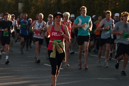 BRISBANE, AUSTRALIA - SEPTEMBER 02 : Unidentified runners  participating in the "Bridge to Brisbane" charity fun run on September 02, 2012 in Brisbane, Australiaのeditorial素材