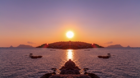 Palermo Bay Sunset   Mirror Imageの写真素材