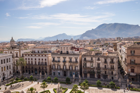 Palermo City on the island of Sicily, Italy from the roof of the Cathedral on a hot September day. Blue sky with some clouds. Warm mediterranean atmosphere. Attractive Travel and Tourism Locationのeditorial素材