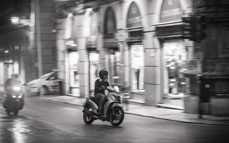 PALERMO, ITALY - NOVEMBER 22 2015: Black and White Scene from the streets of Palermo in Fall November in the eveningのeditorial素材