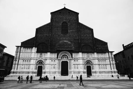 BOLOGNA, ITALY - NOVEMBER 27 2015: Black and White Scene from the town center of Bologna on a cold November Dayのeditorial素材