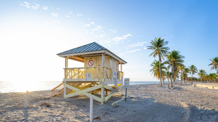 Early morning at Crandon Beach, Floridaの写真素材