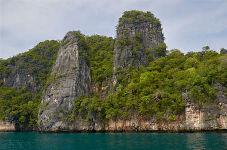 Island shore with rocksの写真素材