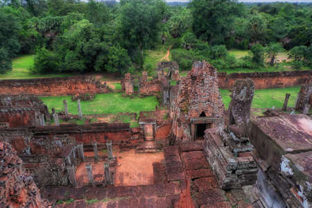 The ruins of angkor watの写真素材