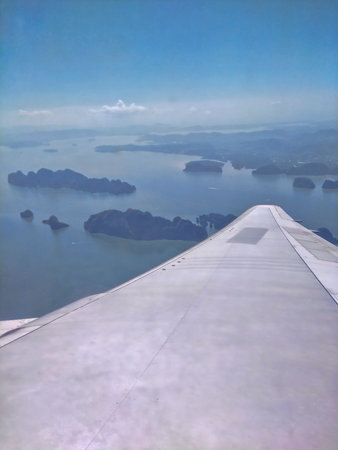 View from the airplane window on the islands in the sea, Thailandの写真素材