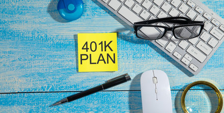 401K Plan on sticky note. Business concept