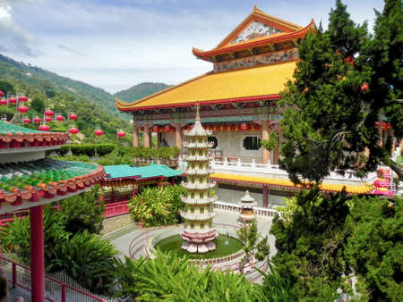 PENANG, MALAYSIA-2014-01-08: Chinese temple Kek Lok Siのeditorial素材