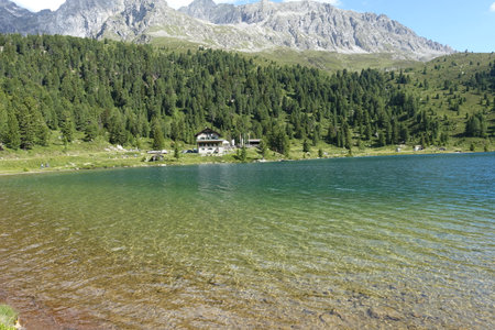 lake obersee pass stablesの写真素材