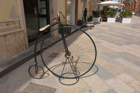 construction of a prototype bike with a large wheelの写真素材