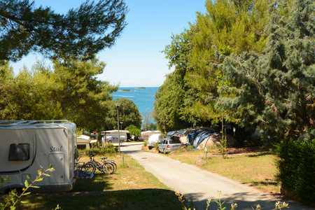 campsite directly by the sea in istria in vrsarの写真素材