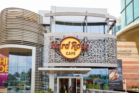 DUBAI, UNITED ARAB EMIRATES - NOVEMBER 21, 2019: Hard Rock Cafe sign and building in Dubaiのeditorial素材