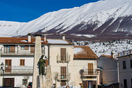 Pescocostanzo square - Abruzzo - Italyのeditorial素材