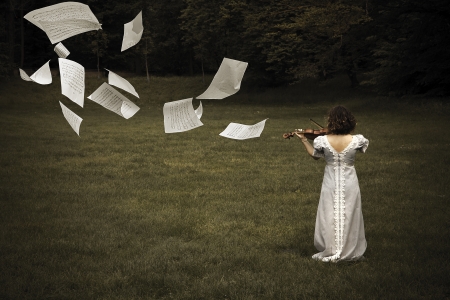 woman violinistの写真素材